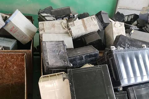 合川三庙高价叉车蓄电池回收|废电池片回收价格